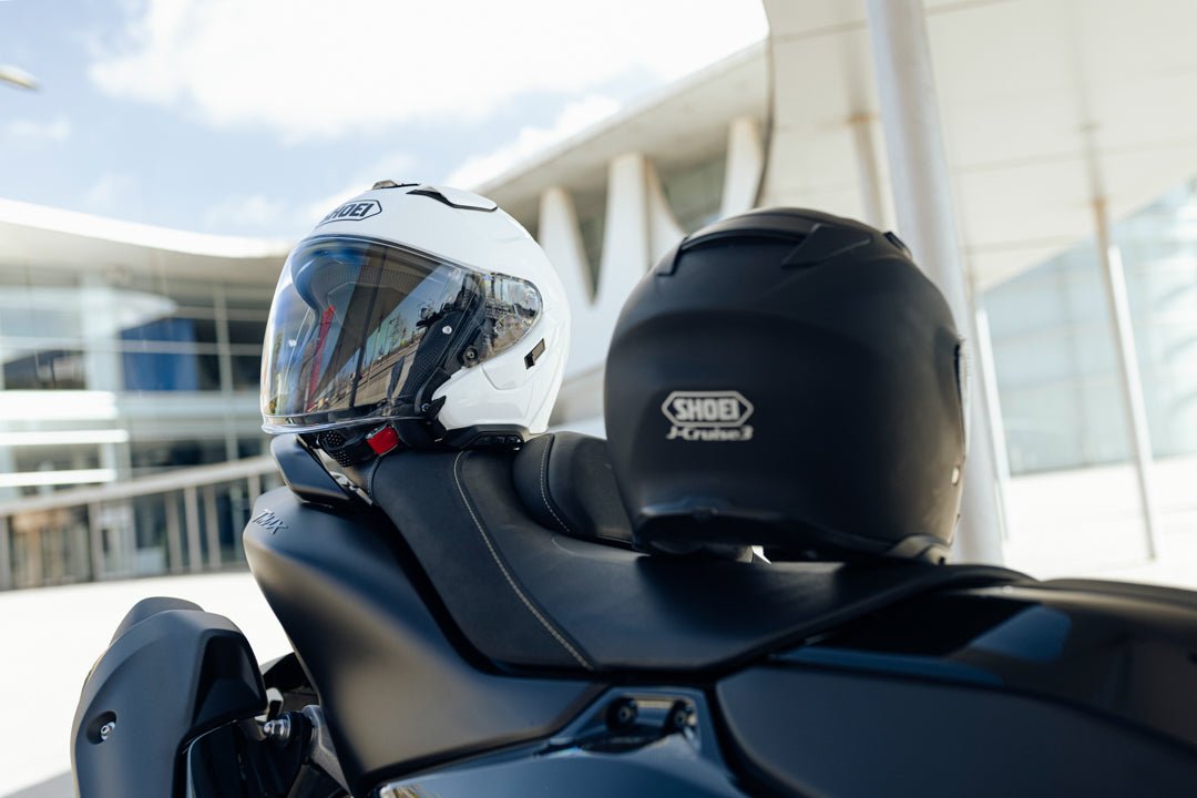 Shoei J-Cruise 3 White Helmet